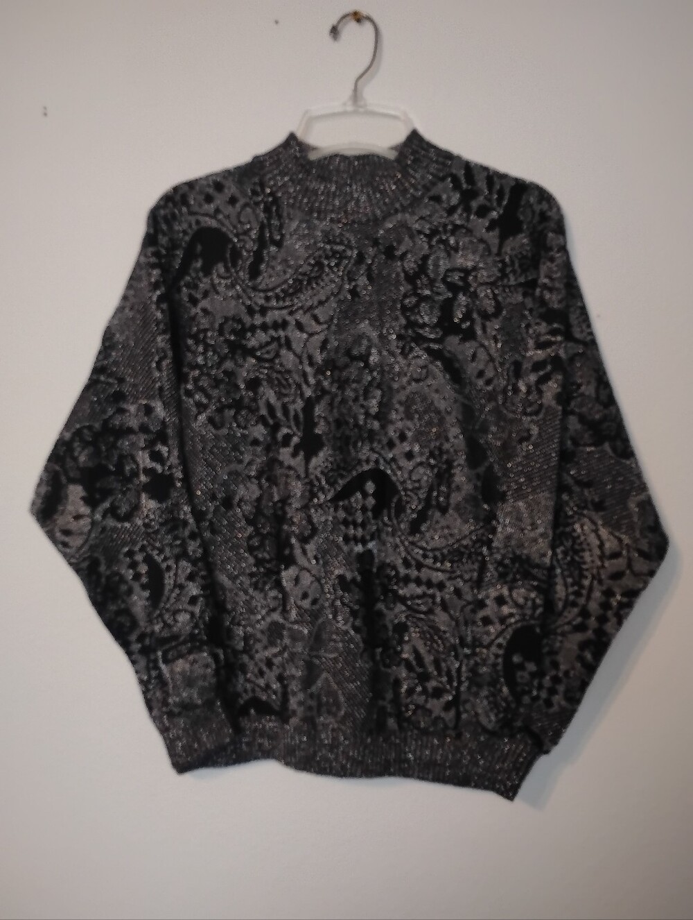 Vintage Women's Allura Abstract Metallic 80s High Neck Sweater